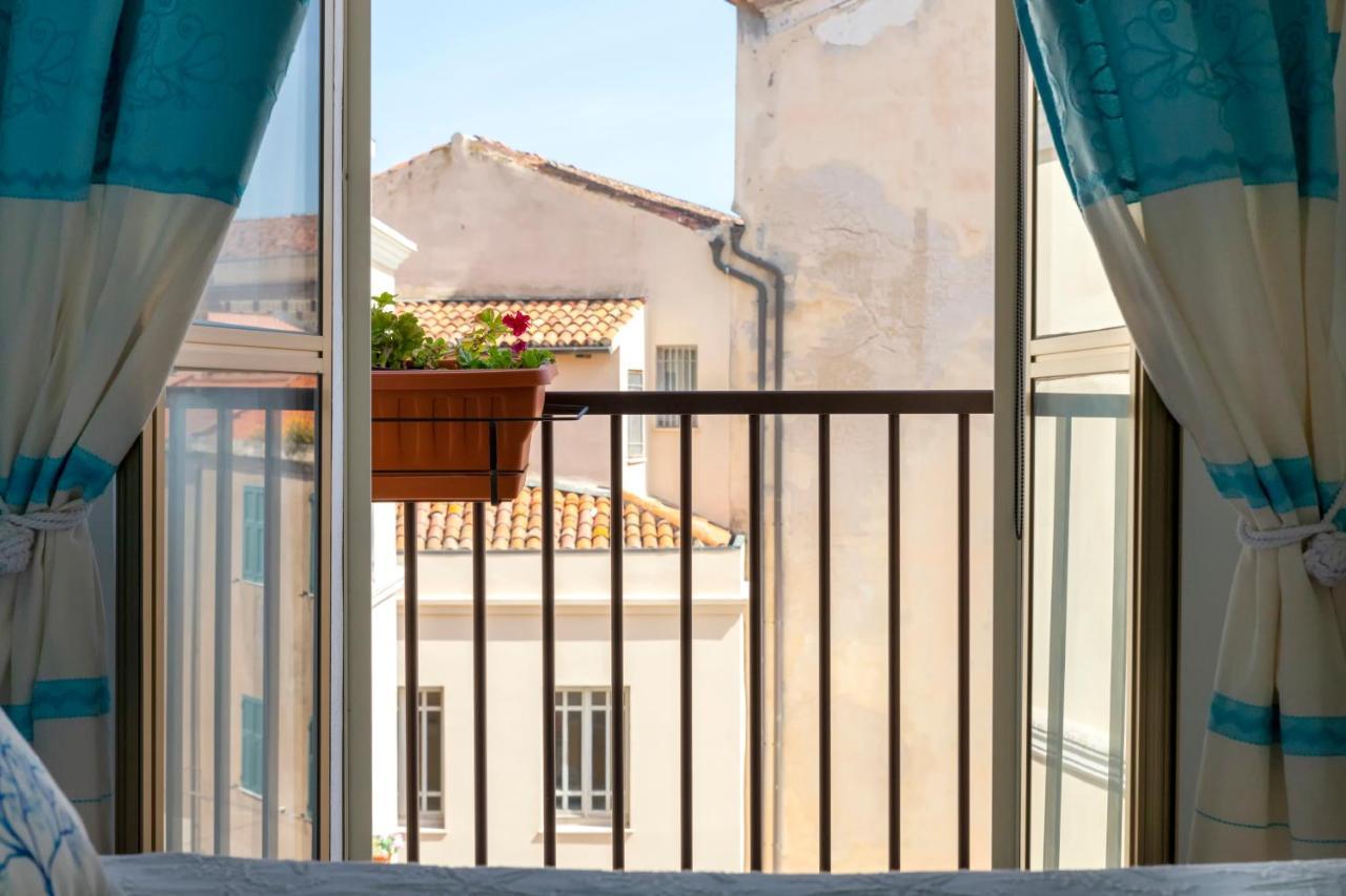 Casa Vacanze San Michele Alghero Bagian luar foto