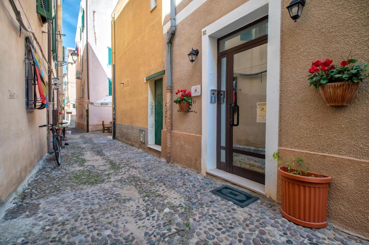 Casa Vacanze San Michele Alghero Bagian luar foto